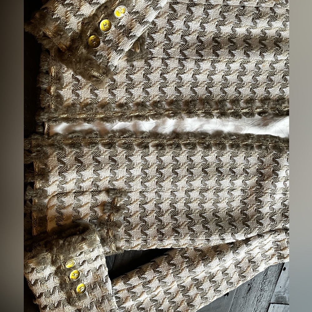 Chanel Jacket - Picture 5 of 16